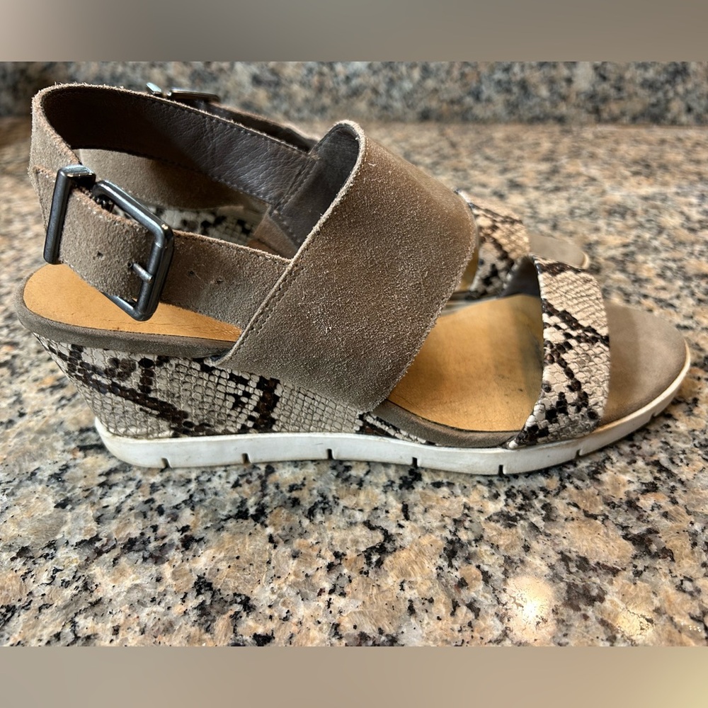 Tan and Brown Open-Toe Sandals with Adjustable Buckle